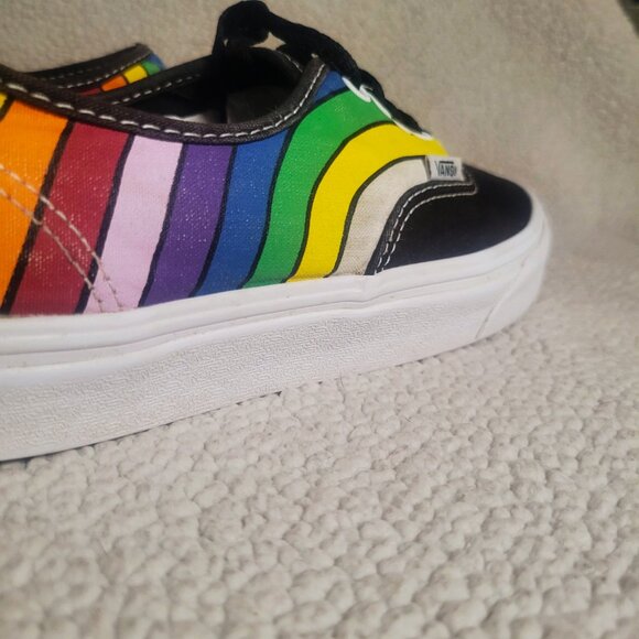 VANS Authentic Refract Sneaker Rainbow Low Top Sneaker - Unisex W/8. M/6.5 - Picture 7 of 8